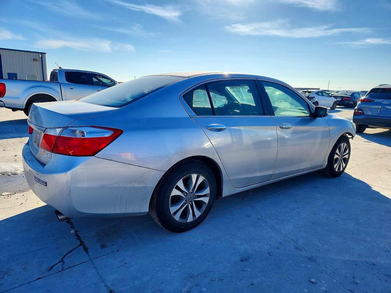 2015 HONDA ACCORD