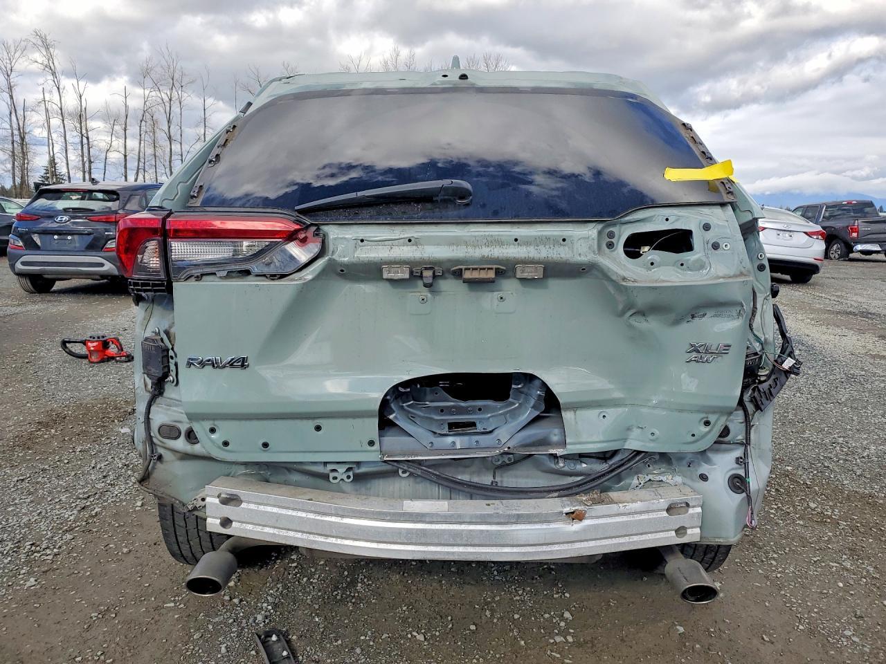 2019 TOYOTA RAV4