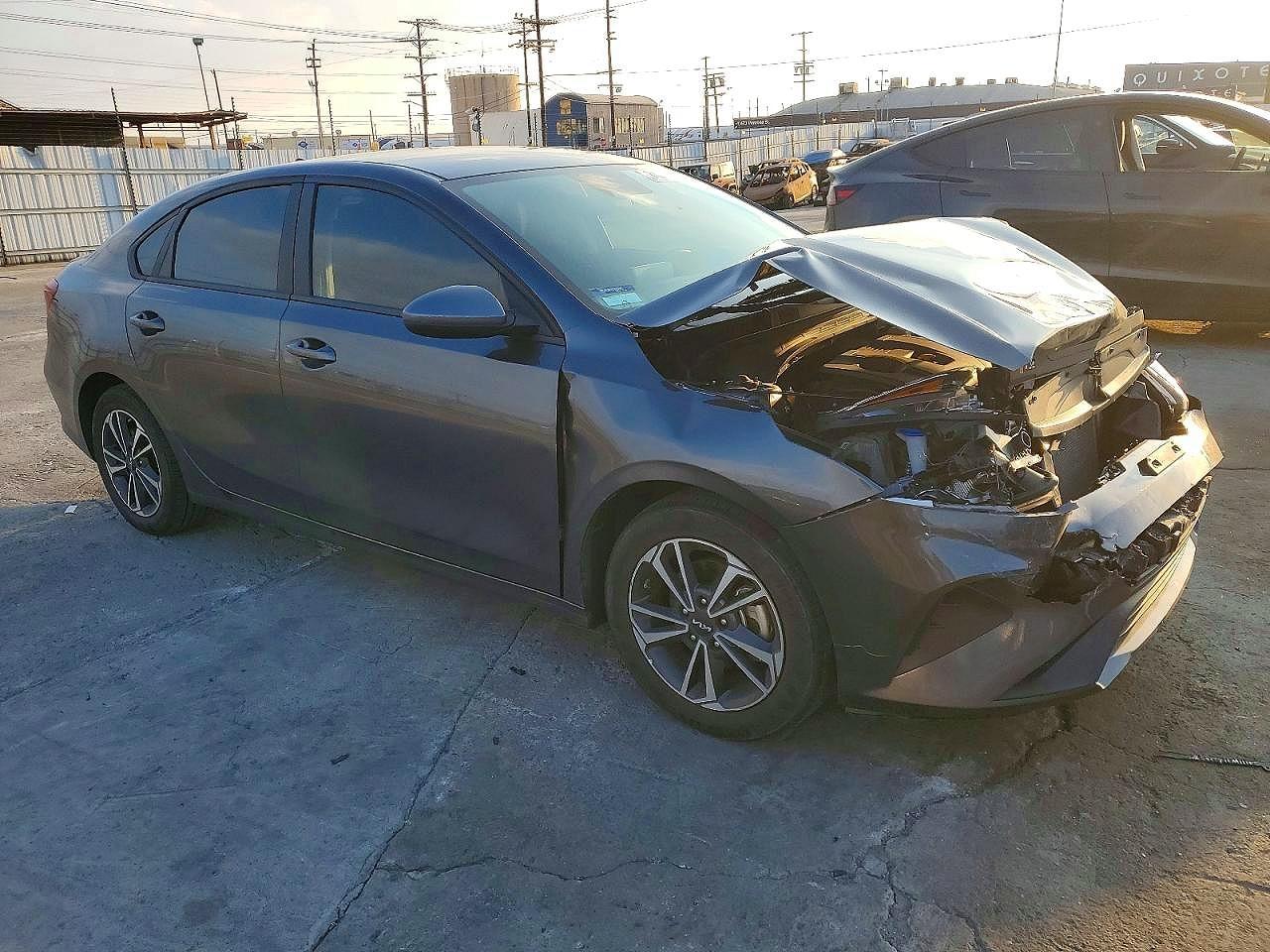 2023 KIA FORTE