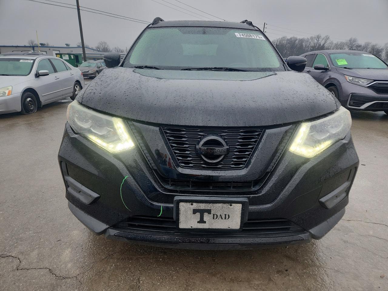 2017 NISSAN ROGUE
