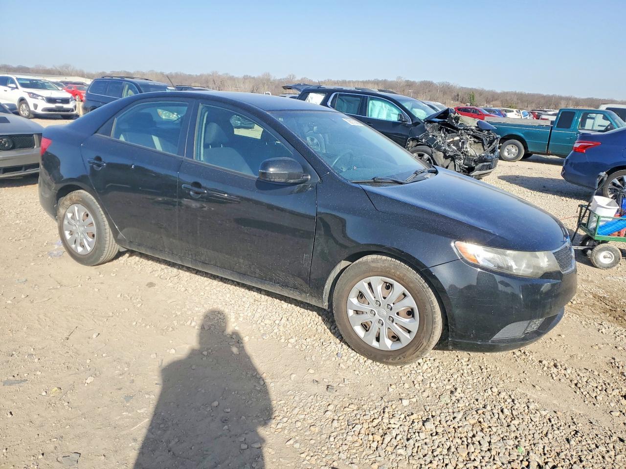 2013 KIA FORTE