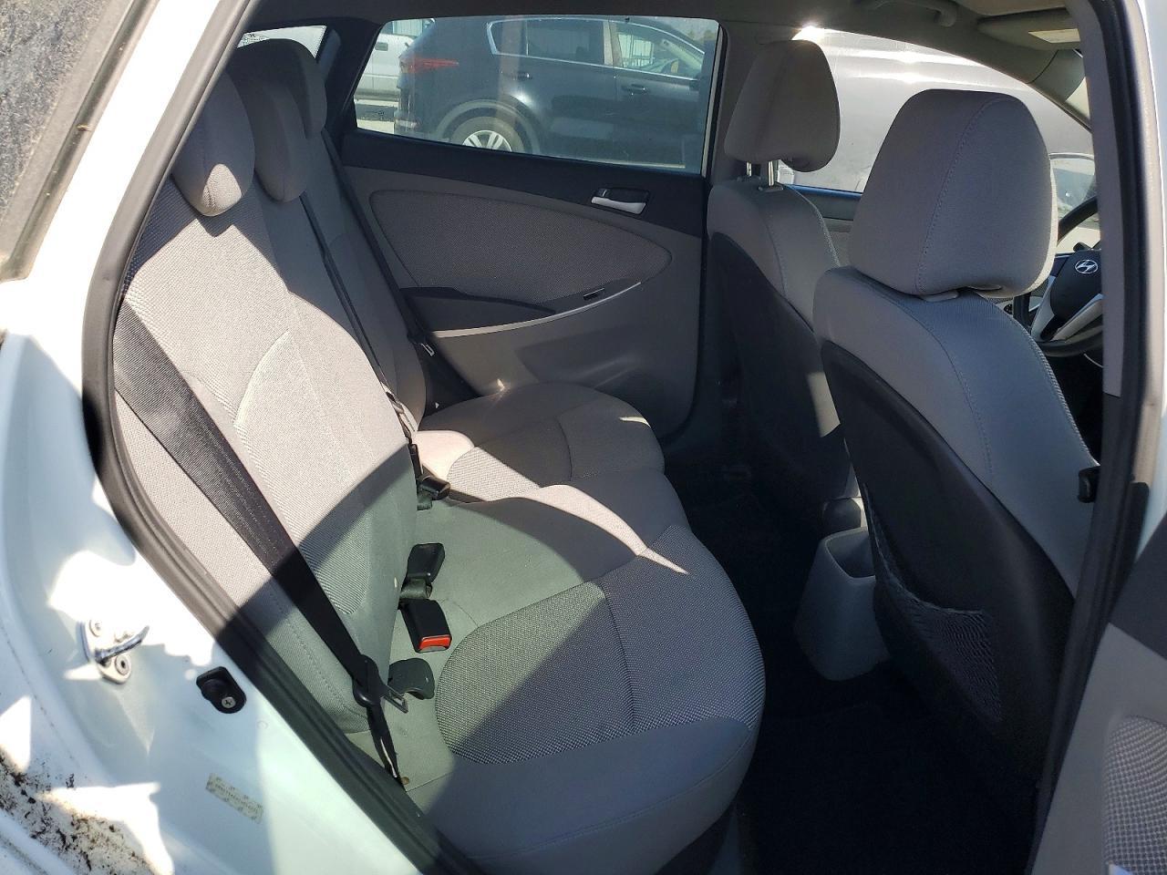 2012 HYUNDAI ACCENT