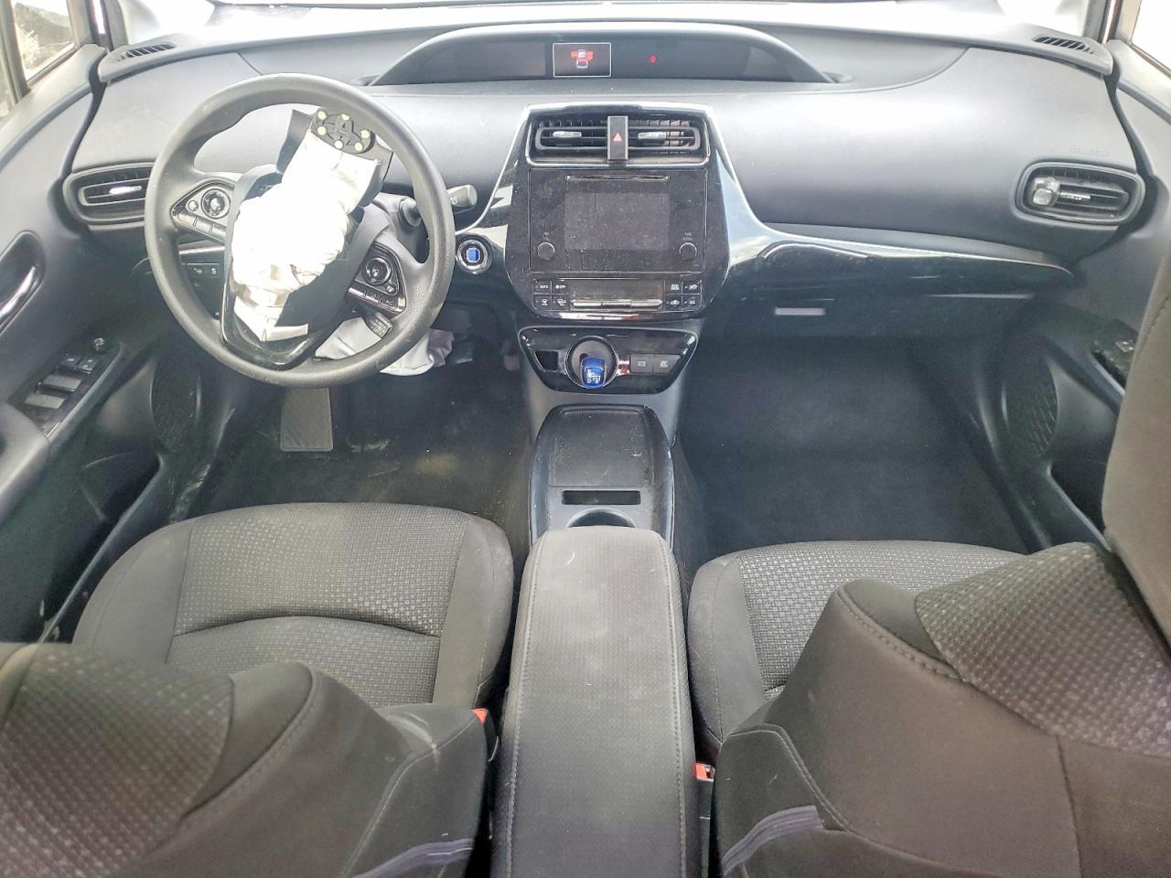 2019 TOYOTA PRIUS