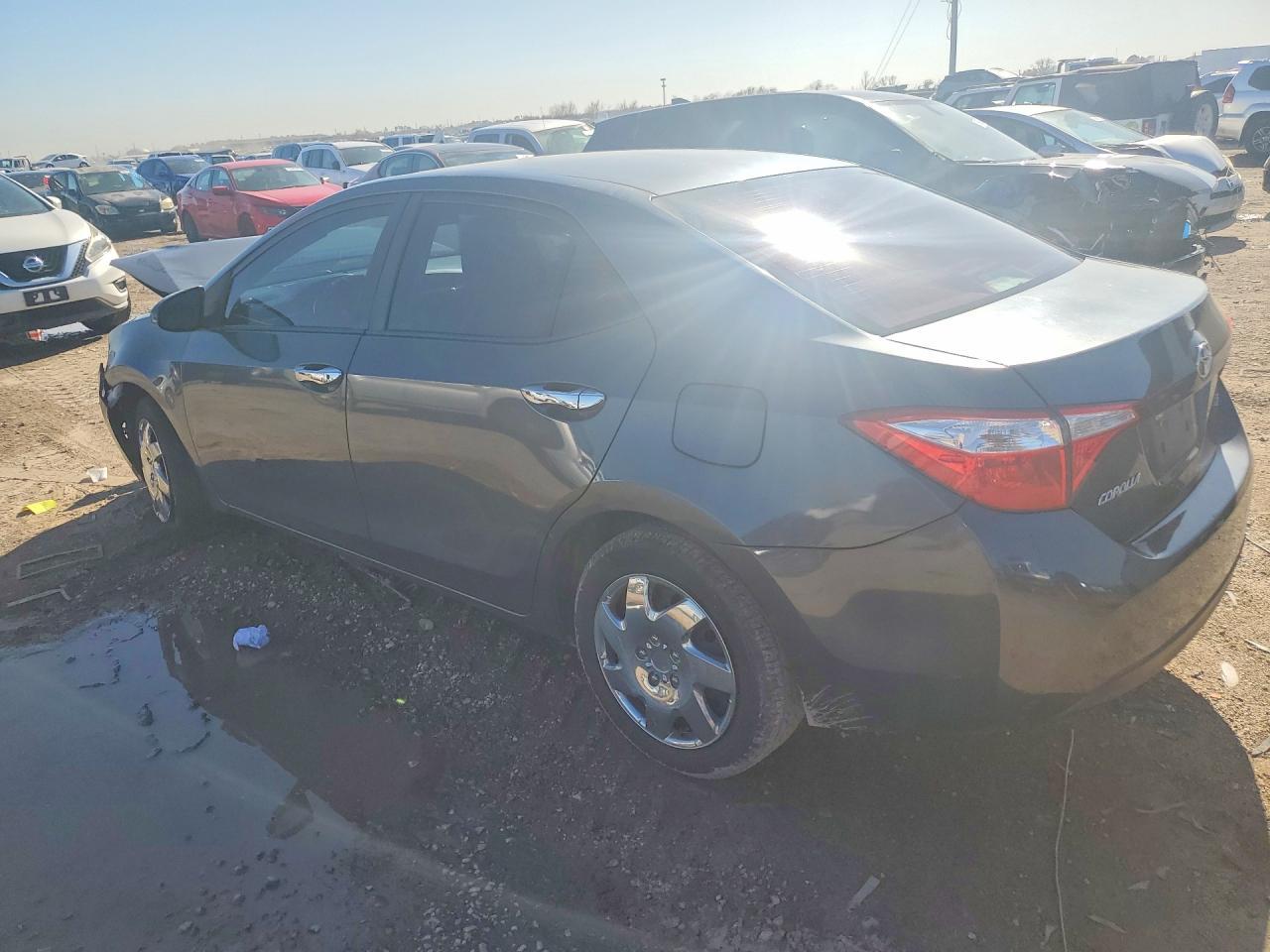 2015 TOYOTA COROLLA