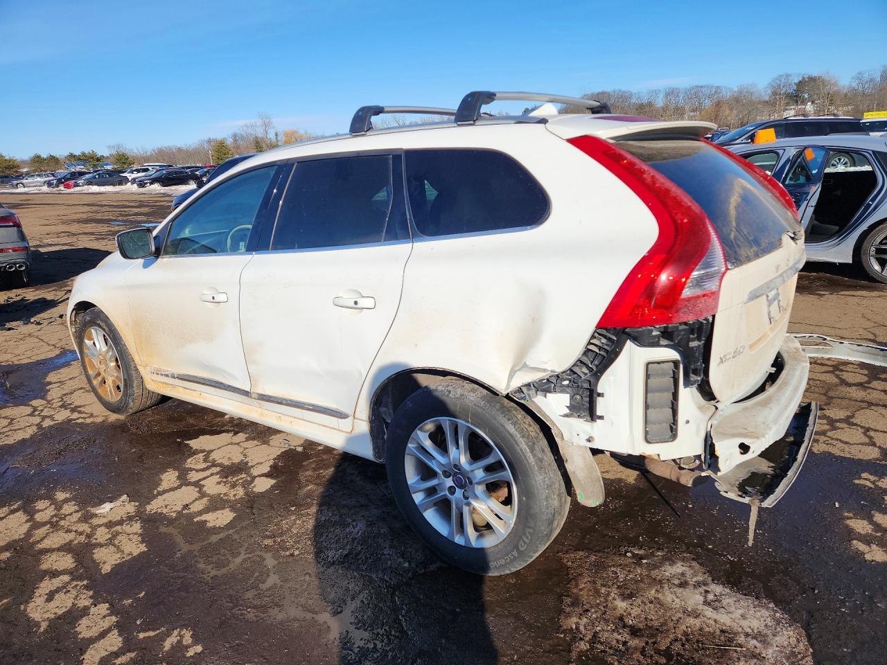 2015 VOLVO XC60