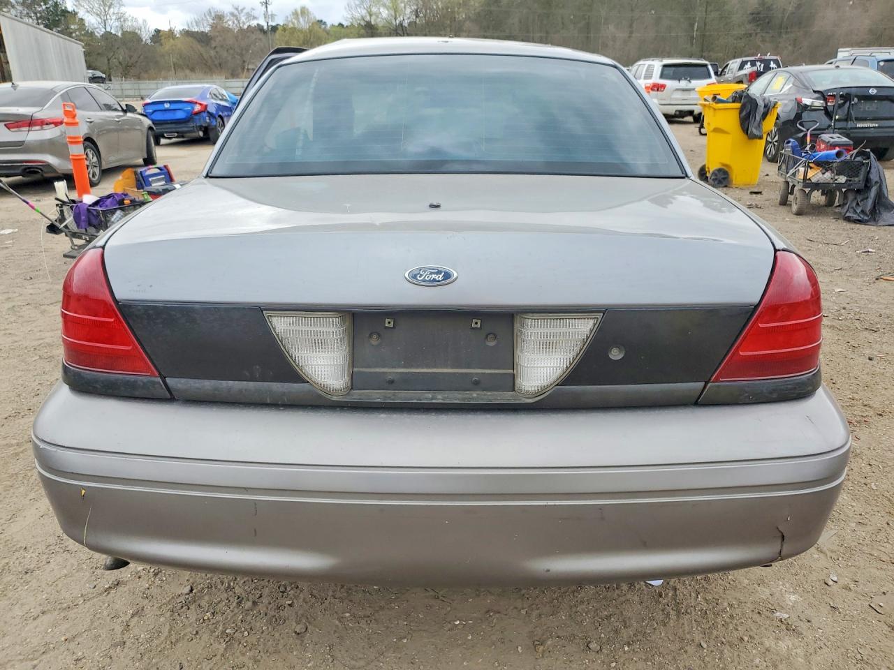 2006 FORD Crown Victoria