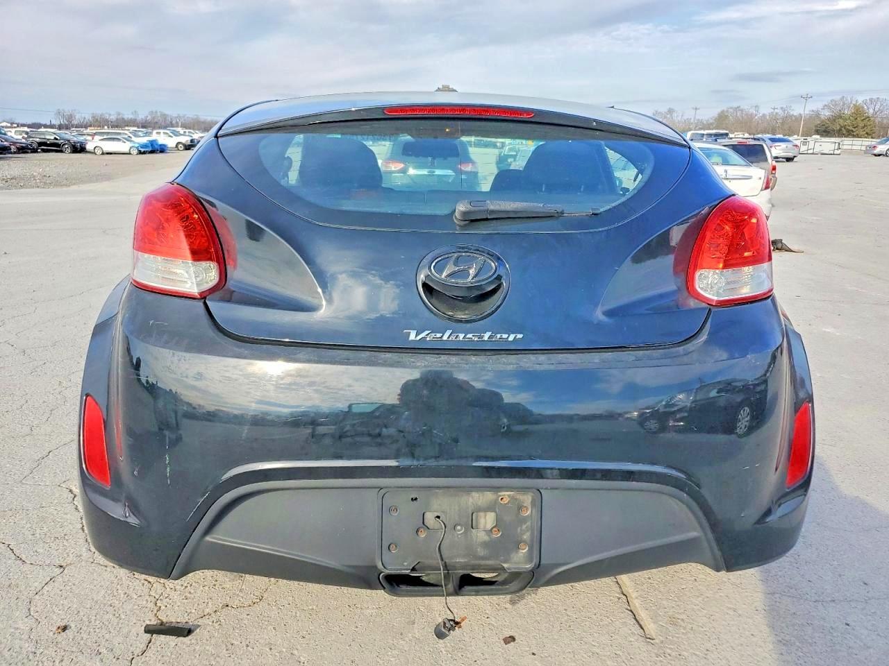 2013 HYUNDAI VELOSTER