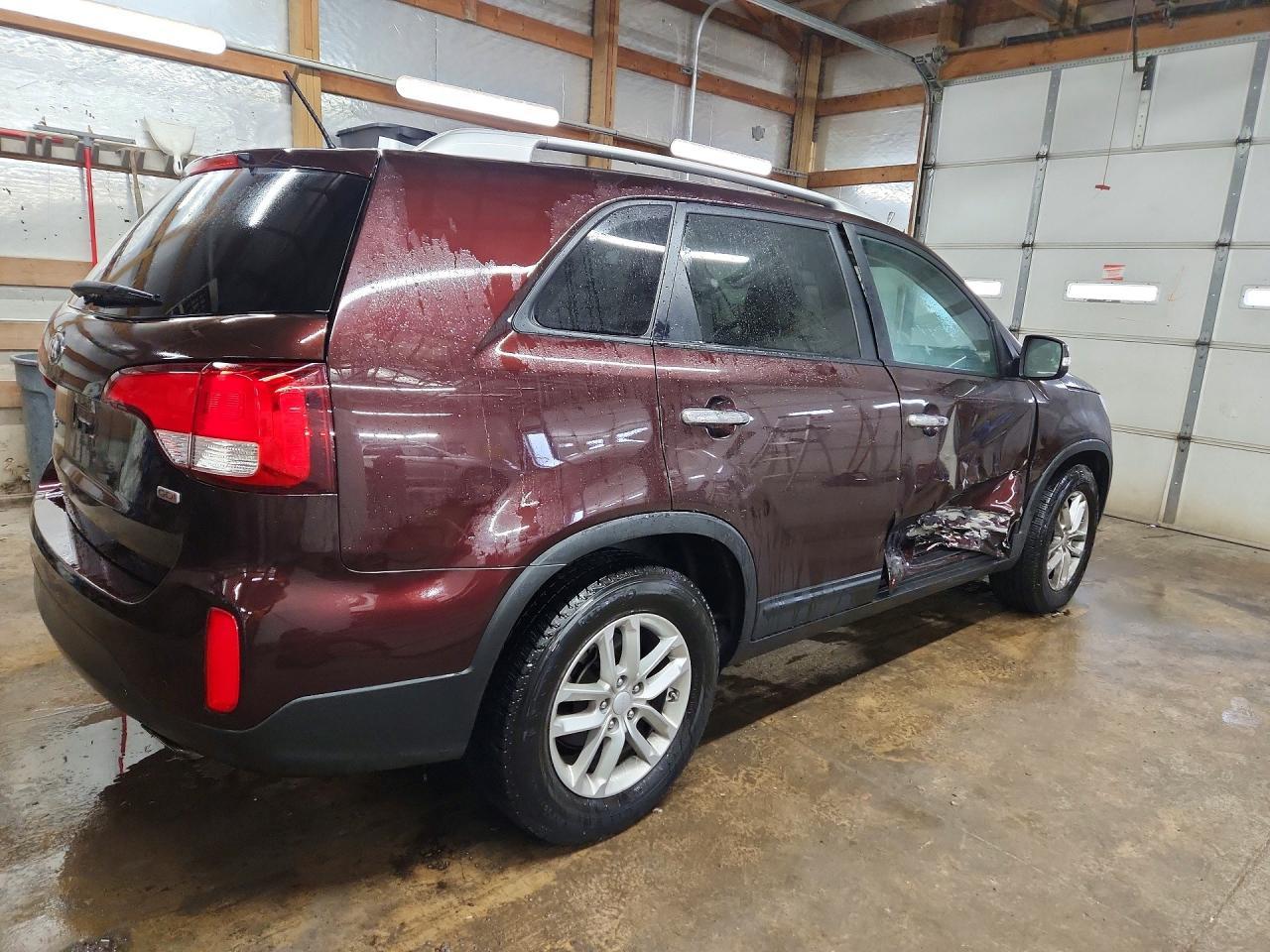 2015 KIA SORENTO