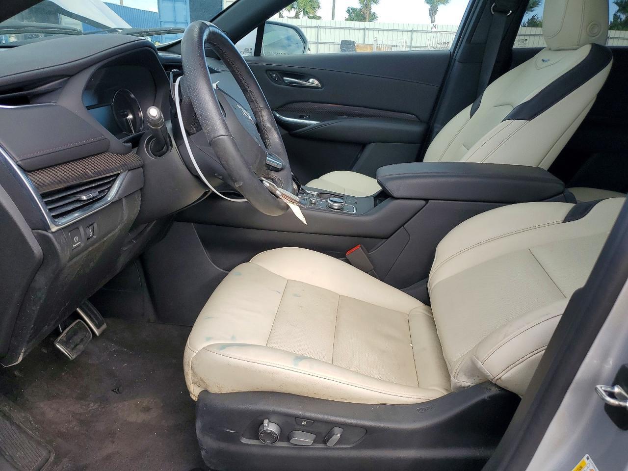 2020 CADILLAC XT4