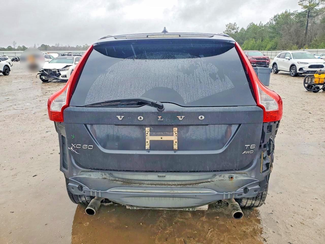 2011 VOLVO XC60
