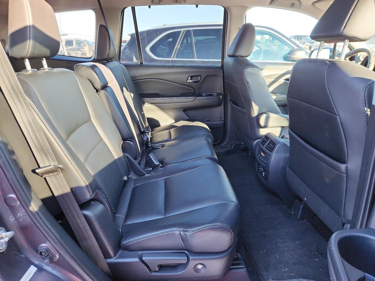 2016 HONDA PILOT
