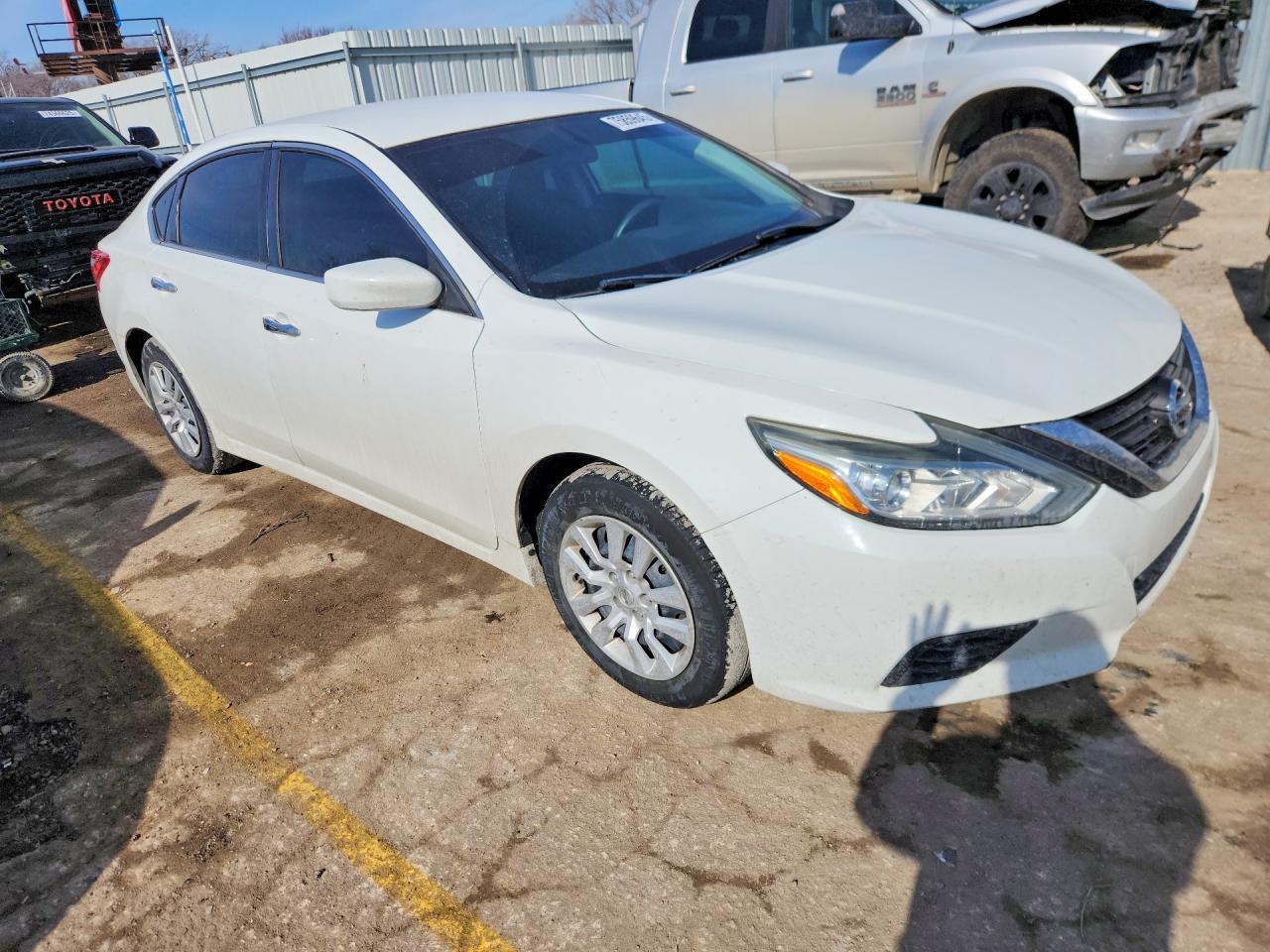 2016 NISSAN ALTIMA