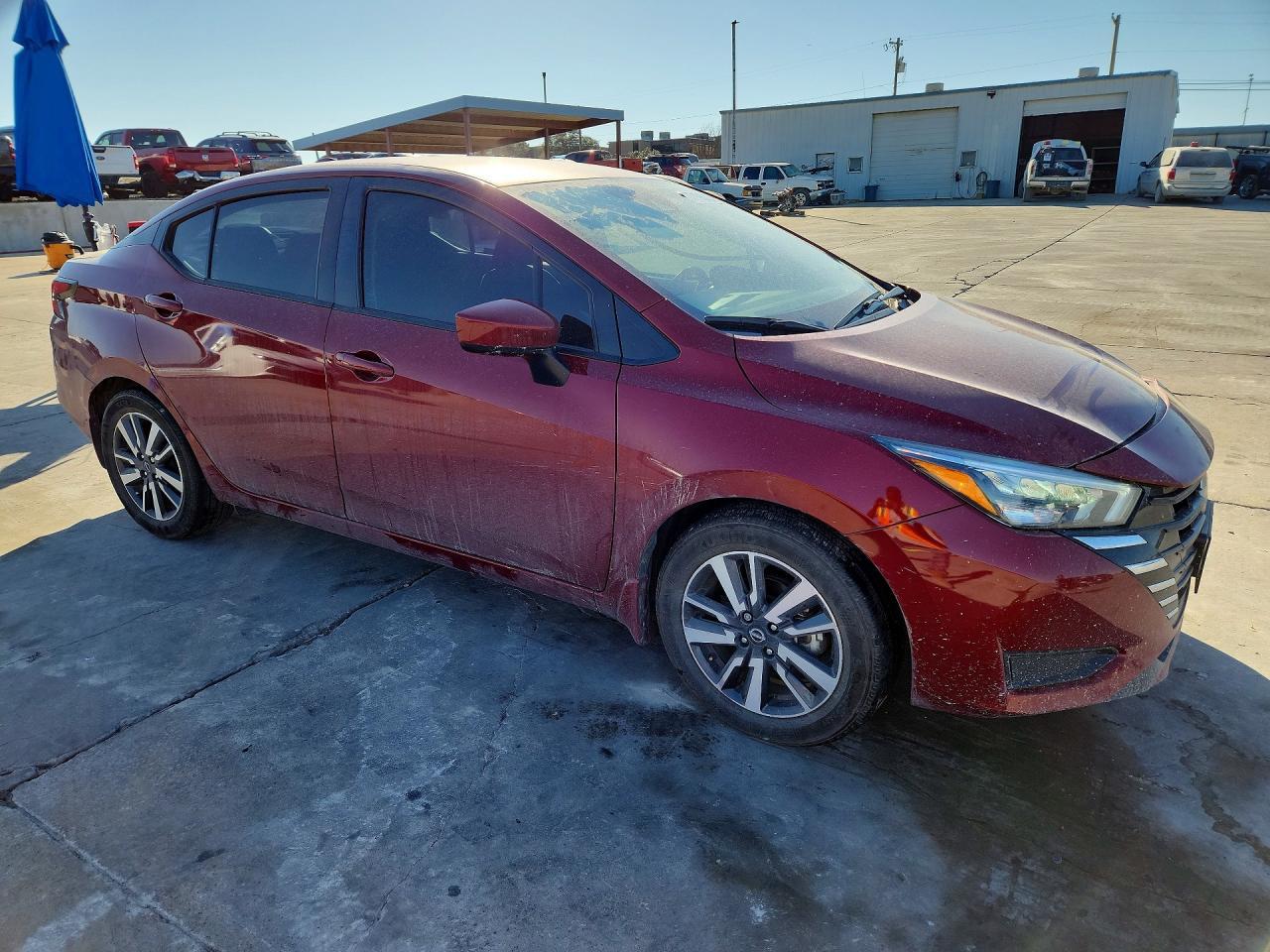 2025 NISSAN VERSA