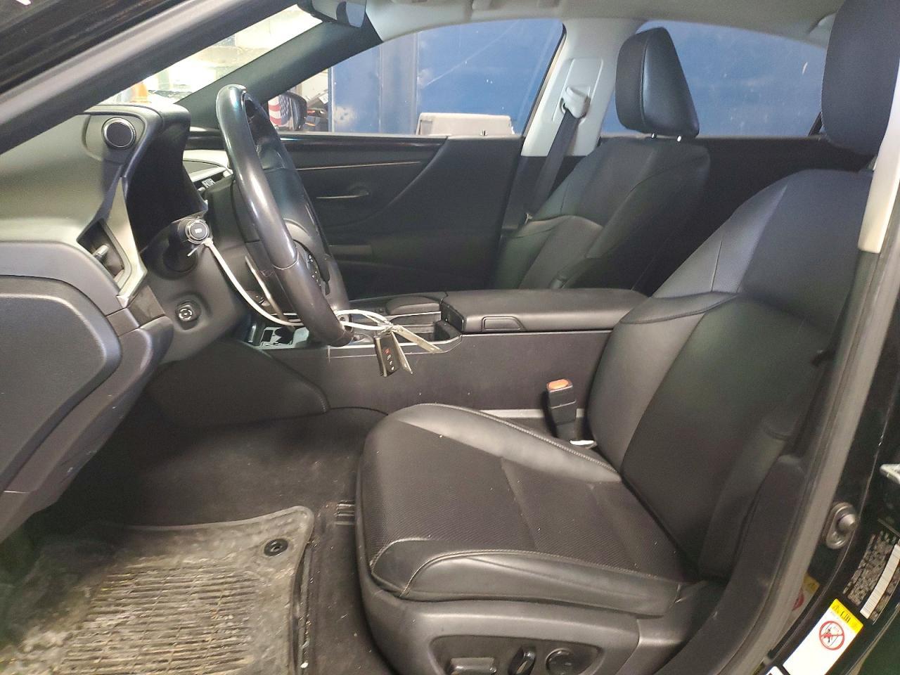 2019 LEXUS ES 350