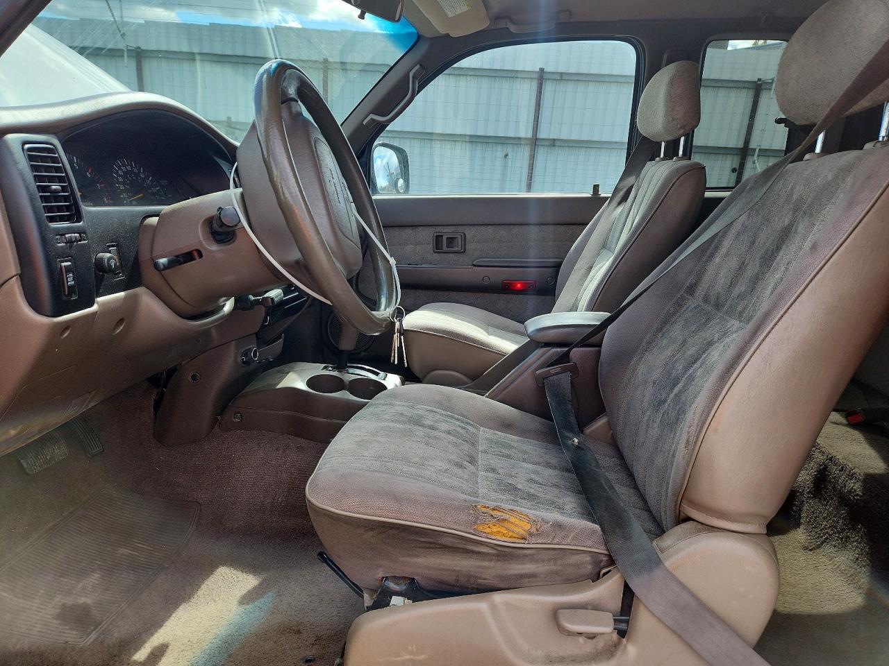 2000 TOYOTA TACOMA