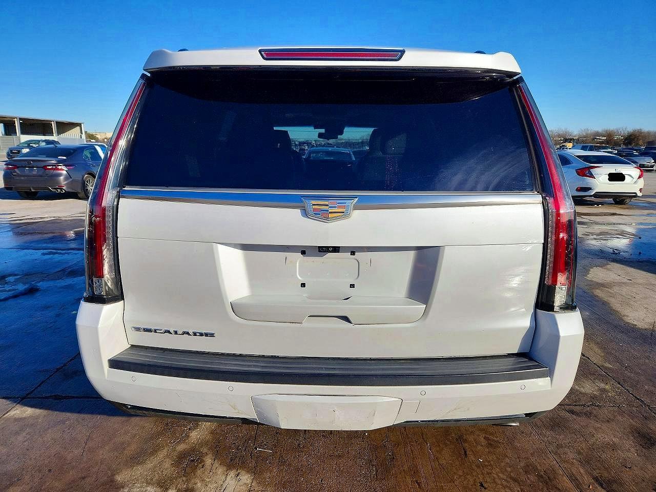 2017 CADILLAC ESCALADE