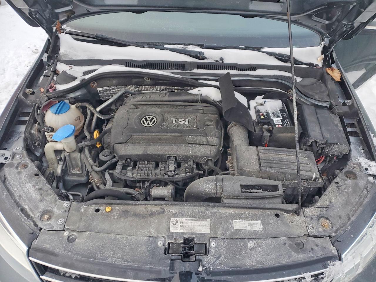 2016 VOLKSWAGEN JETTA