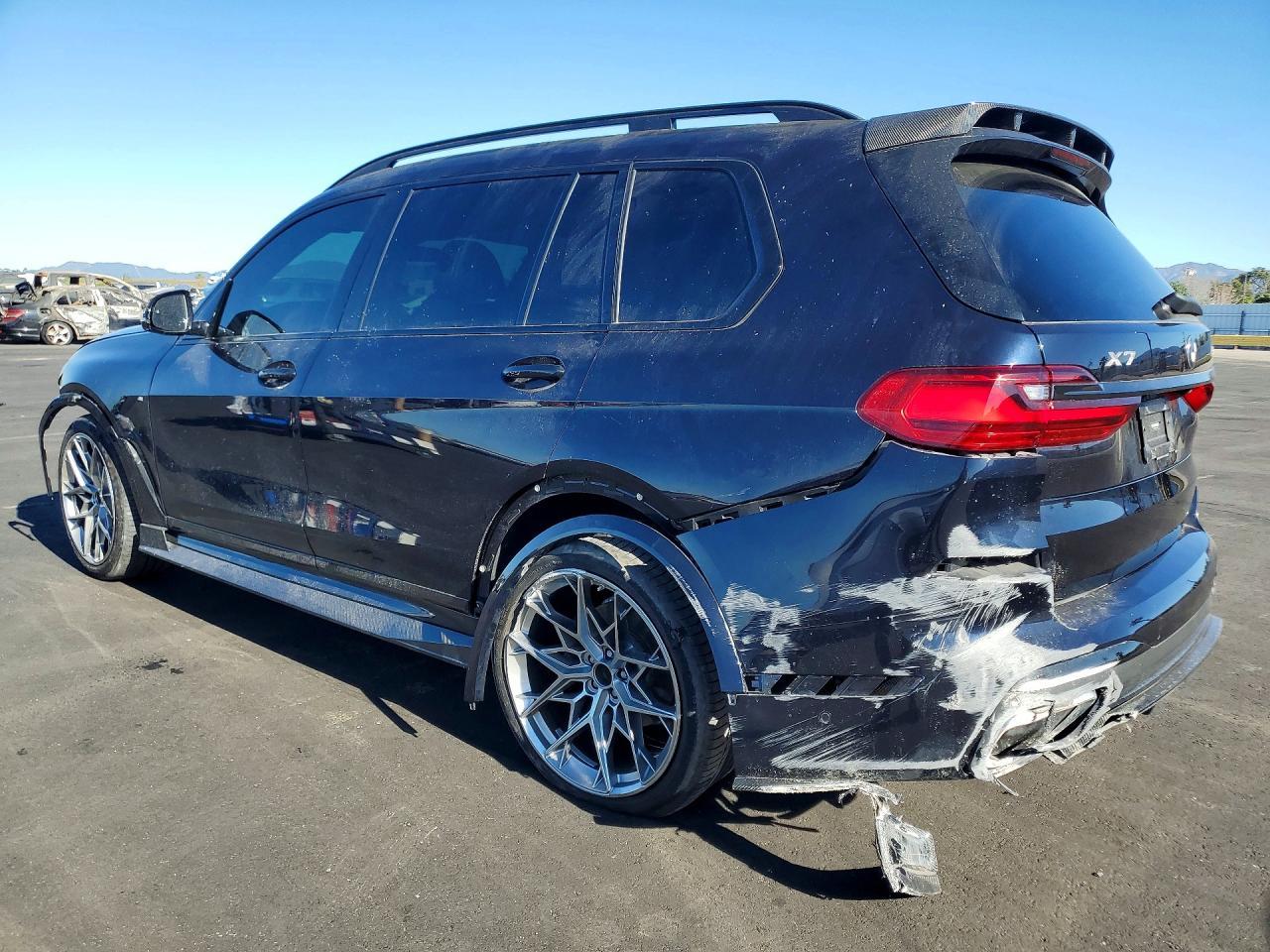 2020 BMW X7