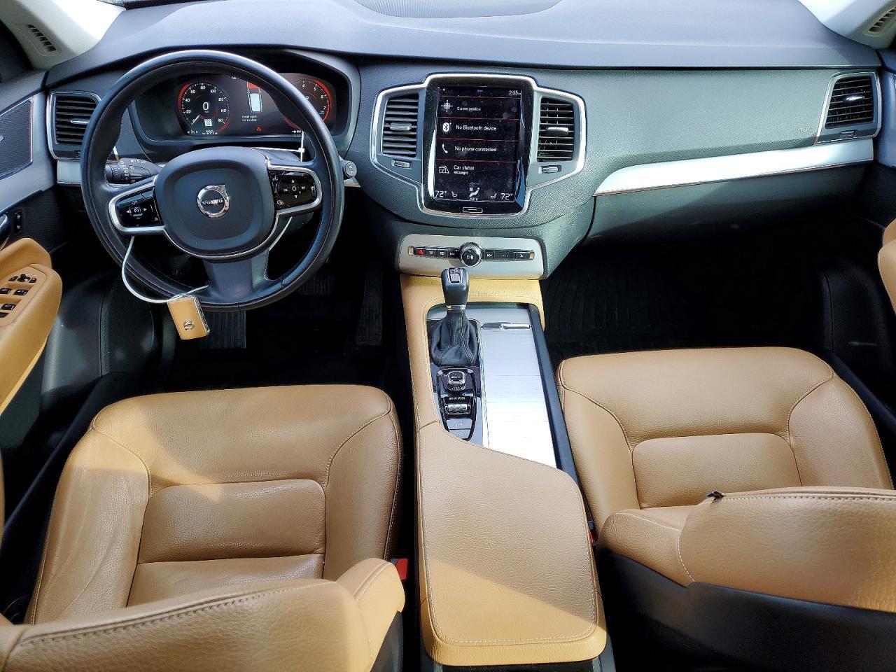 2016 VOLVO XC90