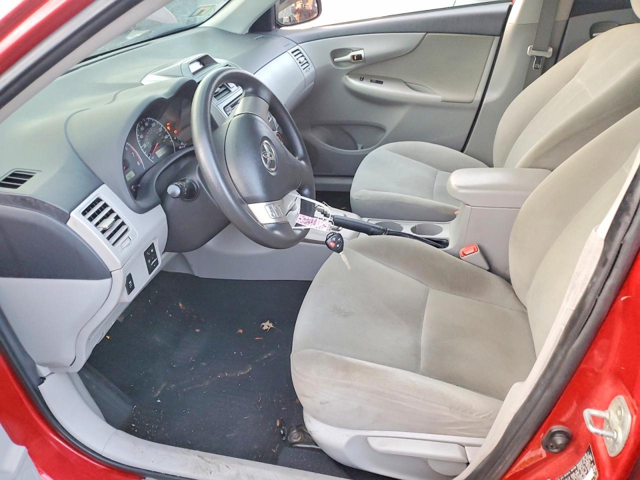 2013 TOYOTA COROLLA