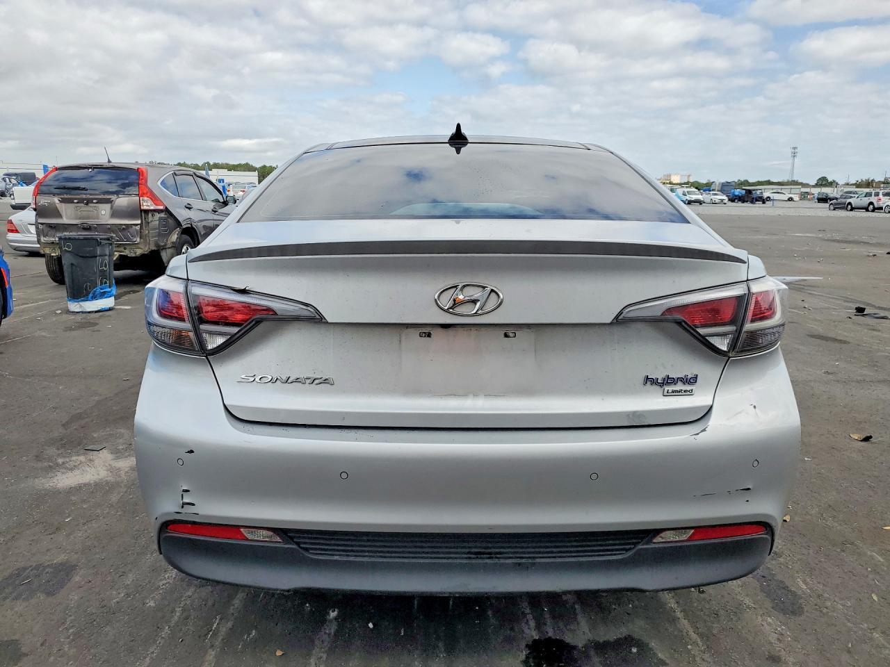 2016 HYUNDAI SONATA