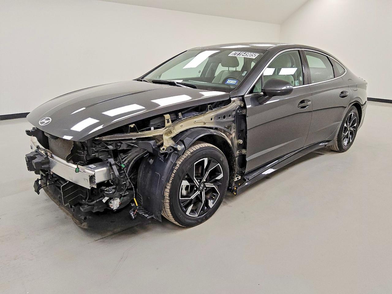 2025 HYUNDAI SONATA