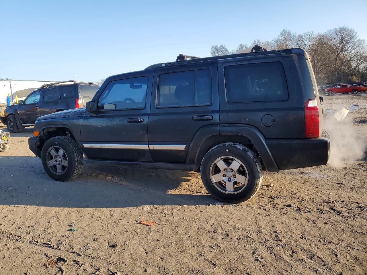 2010 JEEP Commander