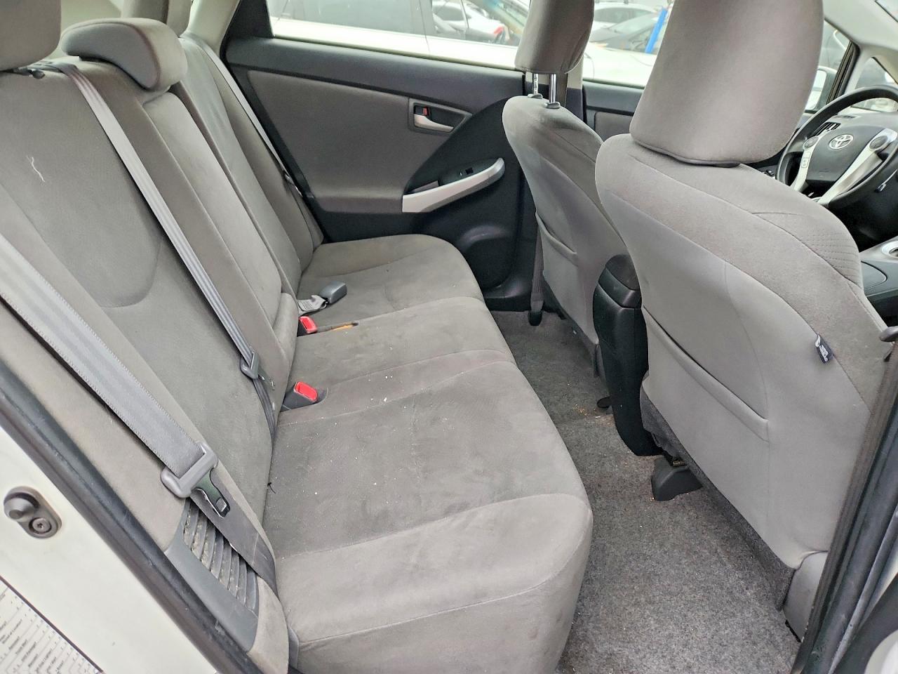 2015 TOYOTA PRIUS