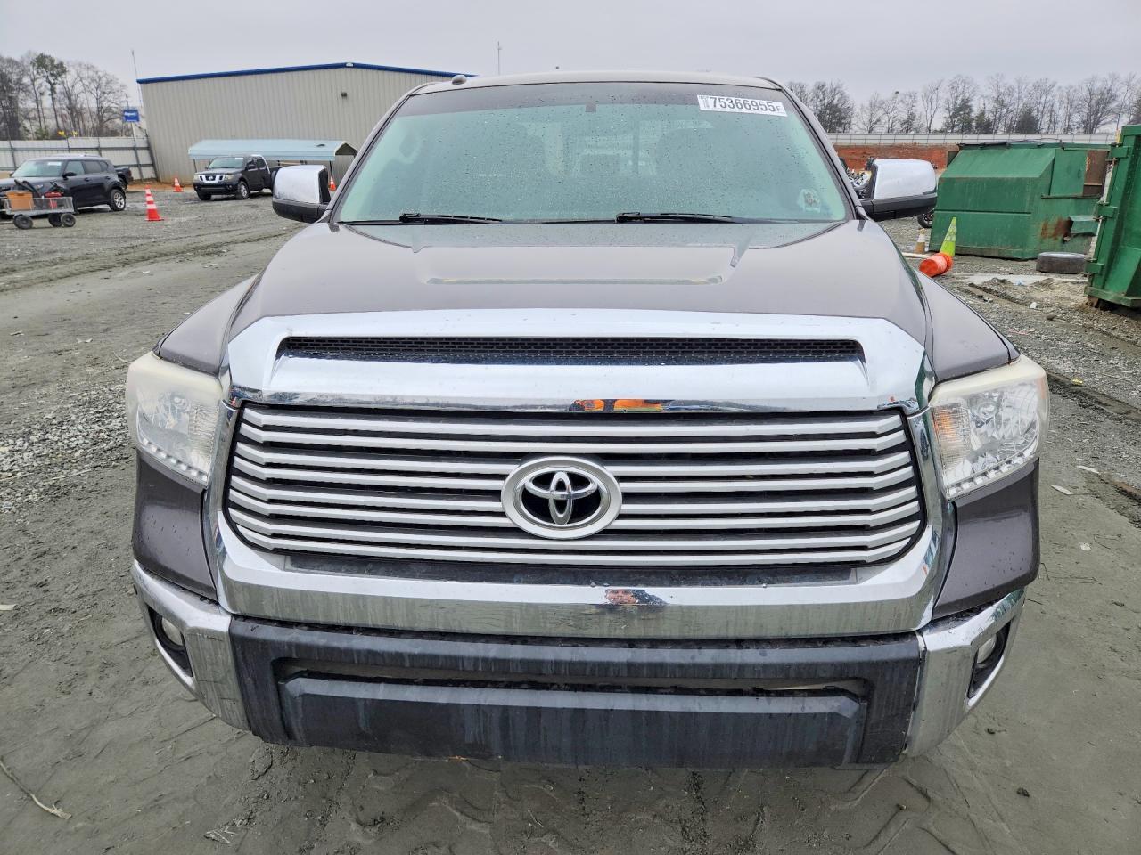 2016 TOYOTA TUNDRA