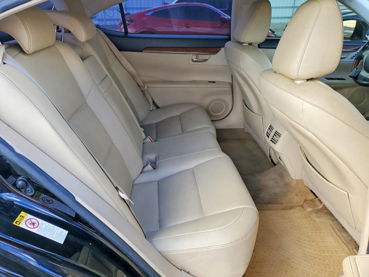 2013 LEXUS ES 300H