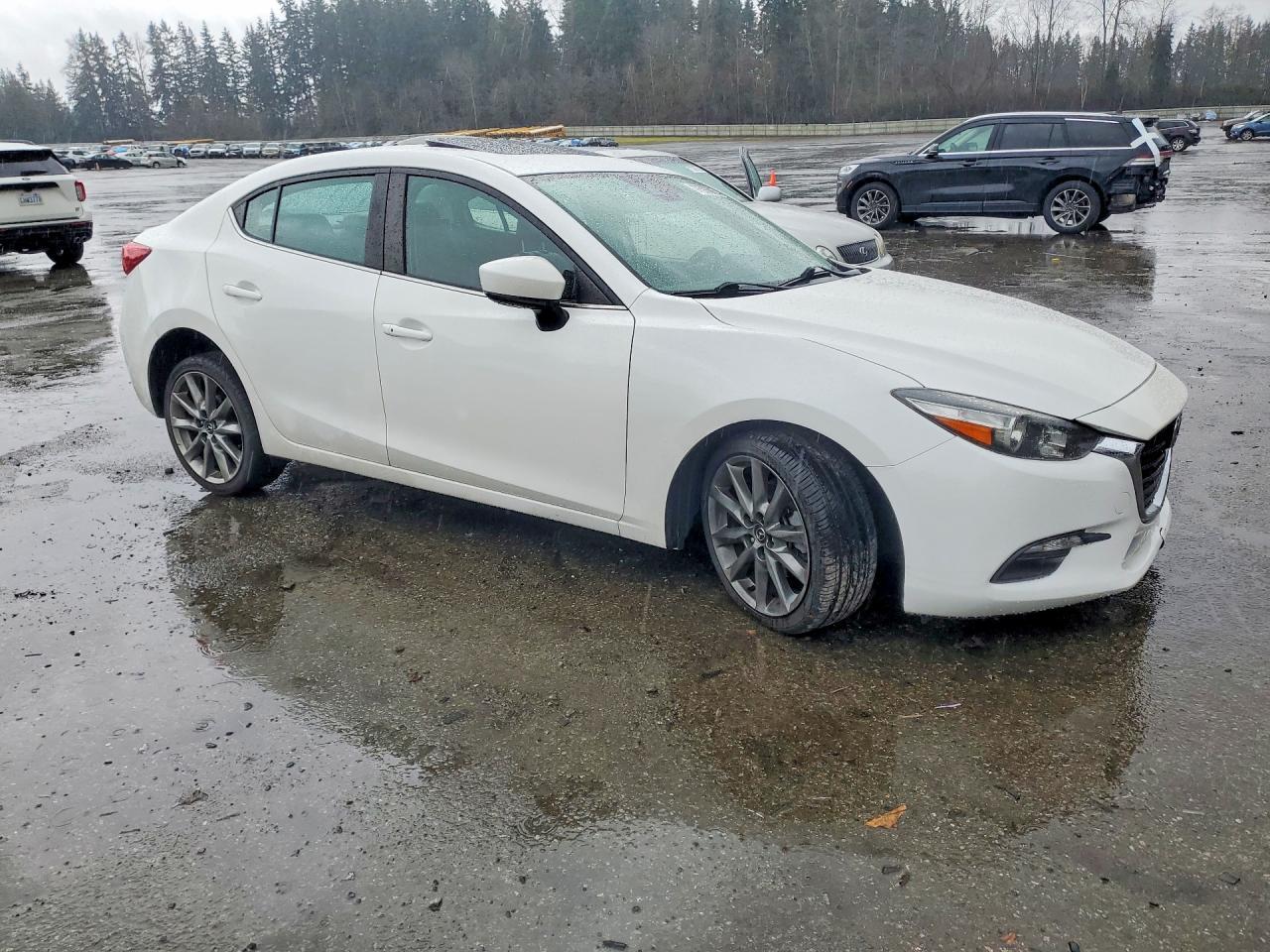 2018 MAZDA 3