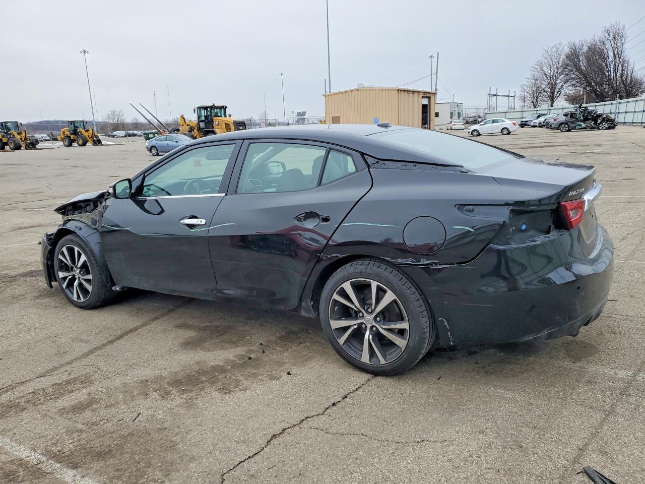 2018 NISSAN