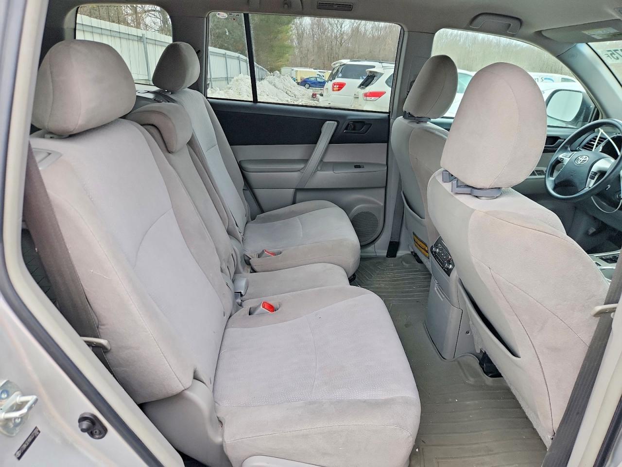 2013 TOYOTA HIGHLANDER