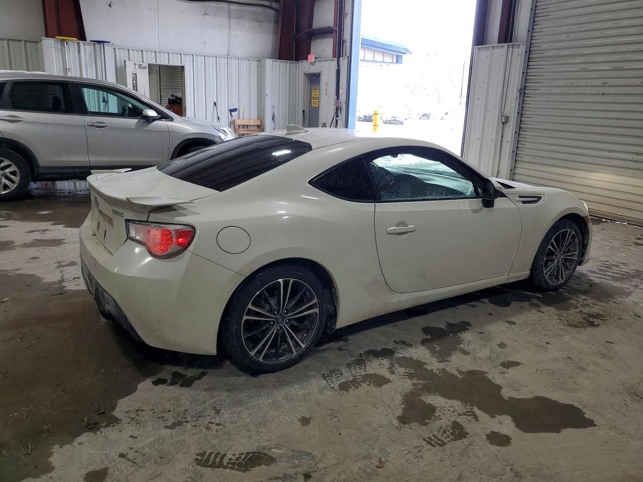 2016 SUBARU BRZ