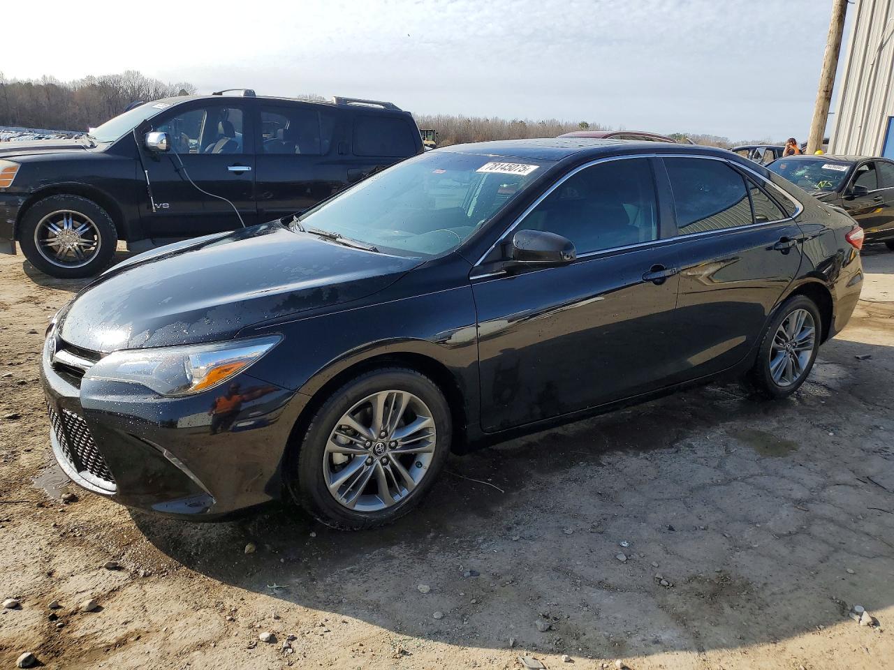 2017 TOYOTA CAMRY