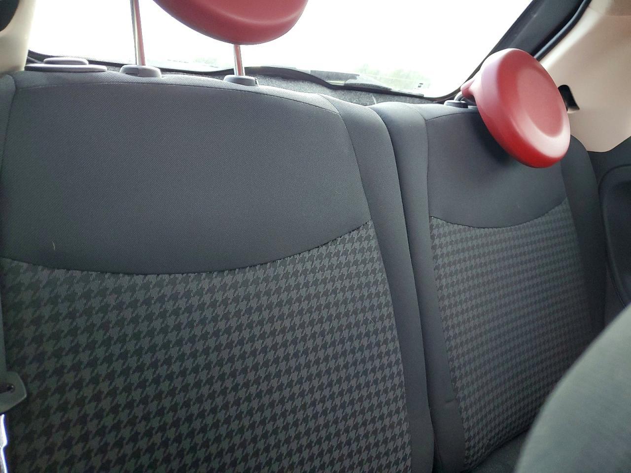 2017 FIAT 500