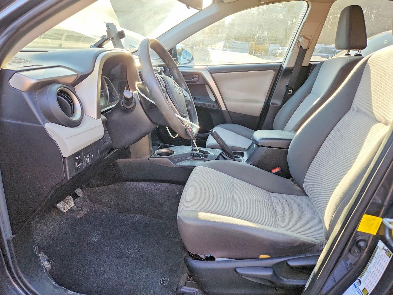 2015 TOYOTA RAV4