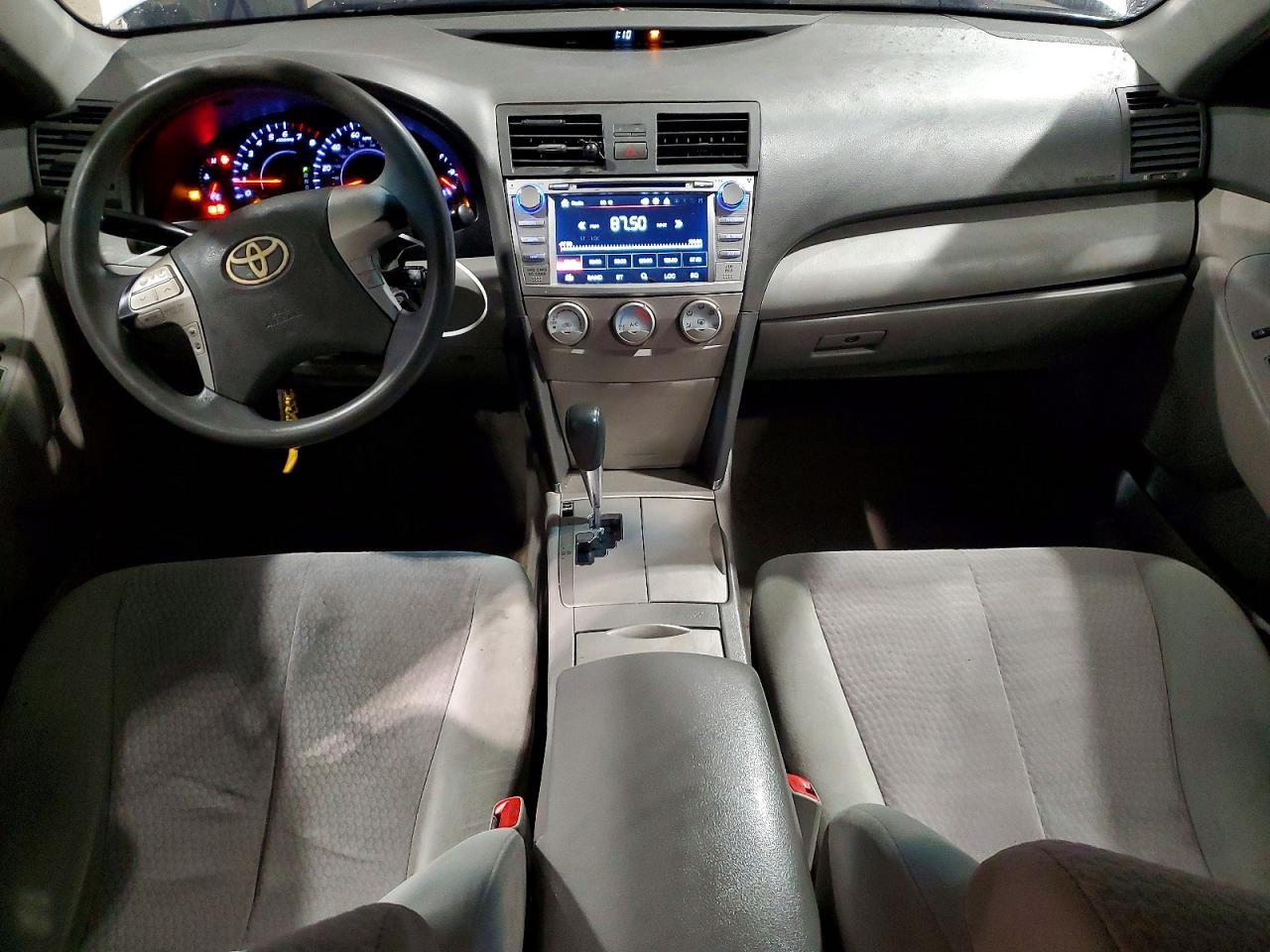 2010 TOYOTA CAMRY