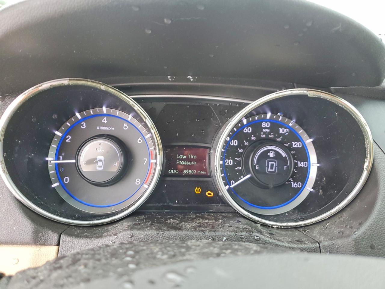 2011 HYUNDAI SONATA