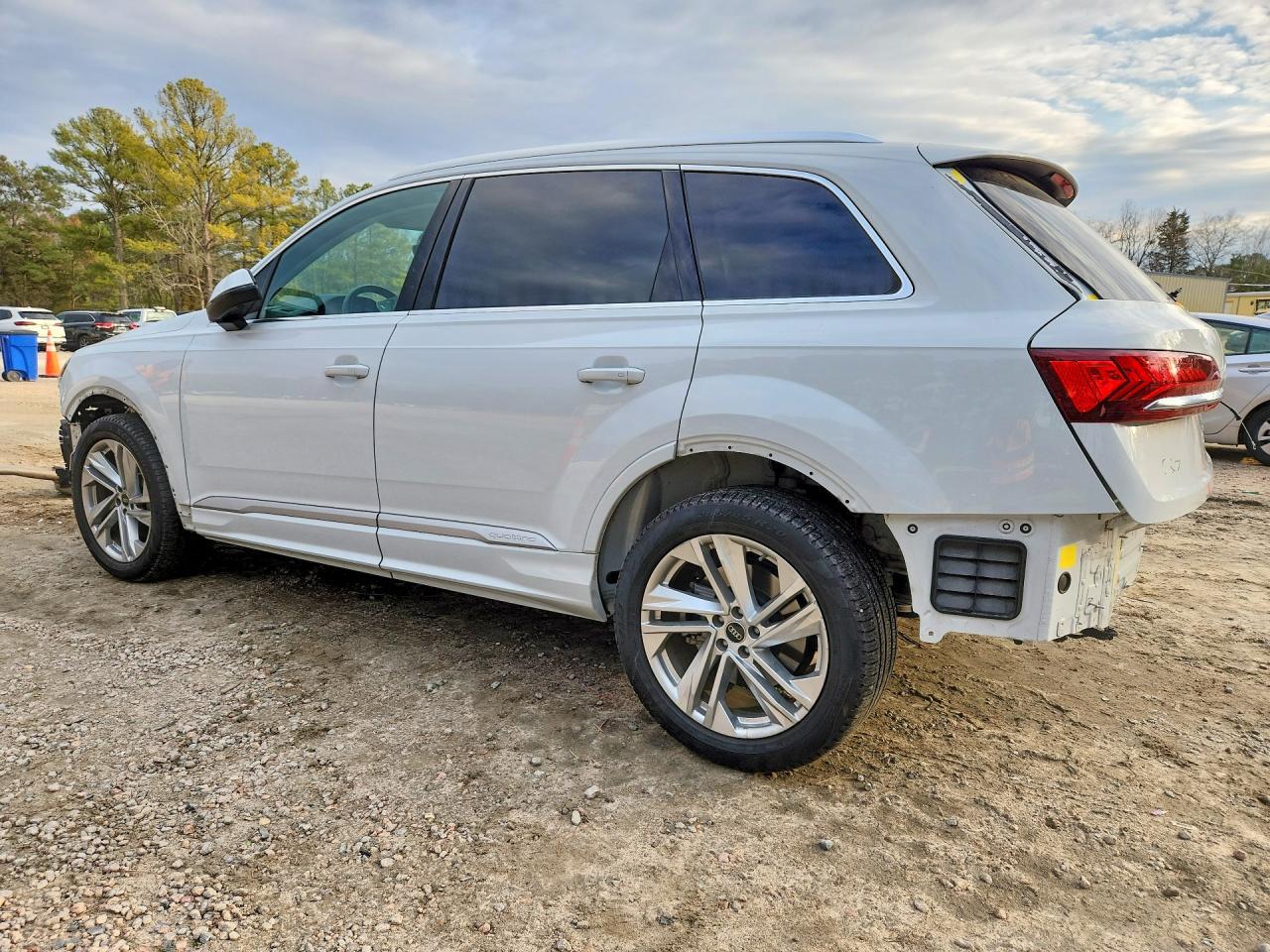 2023 AUDI Q7