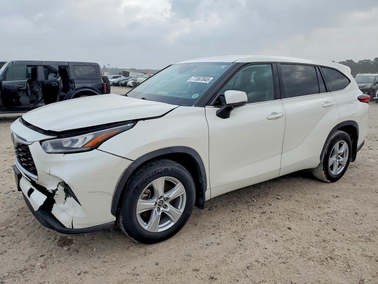 2020 TOYOTA HIGHLANDER