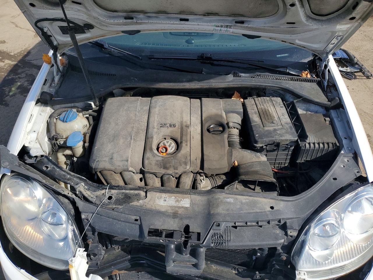2010 VOLKSWAGEN JETTA