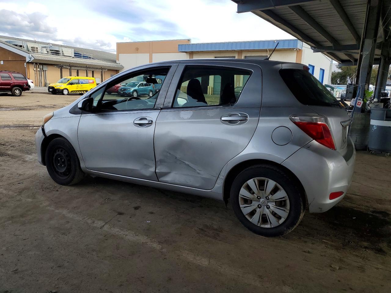 2012 TOYOTA YARIS
