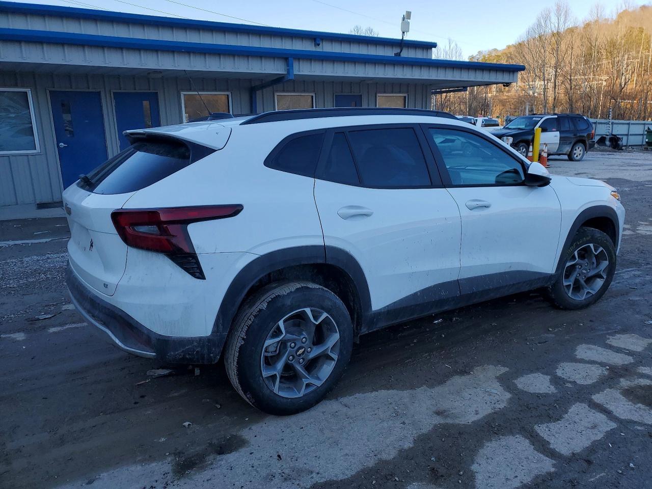 2025 CHEVROLET