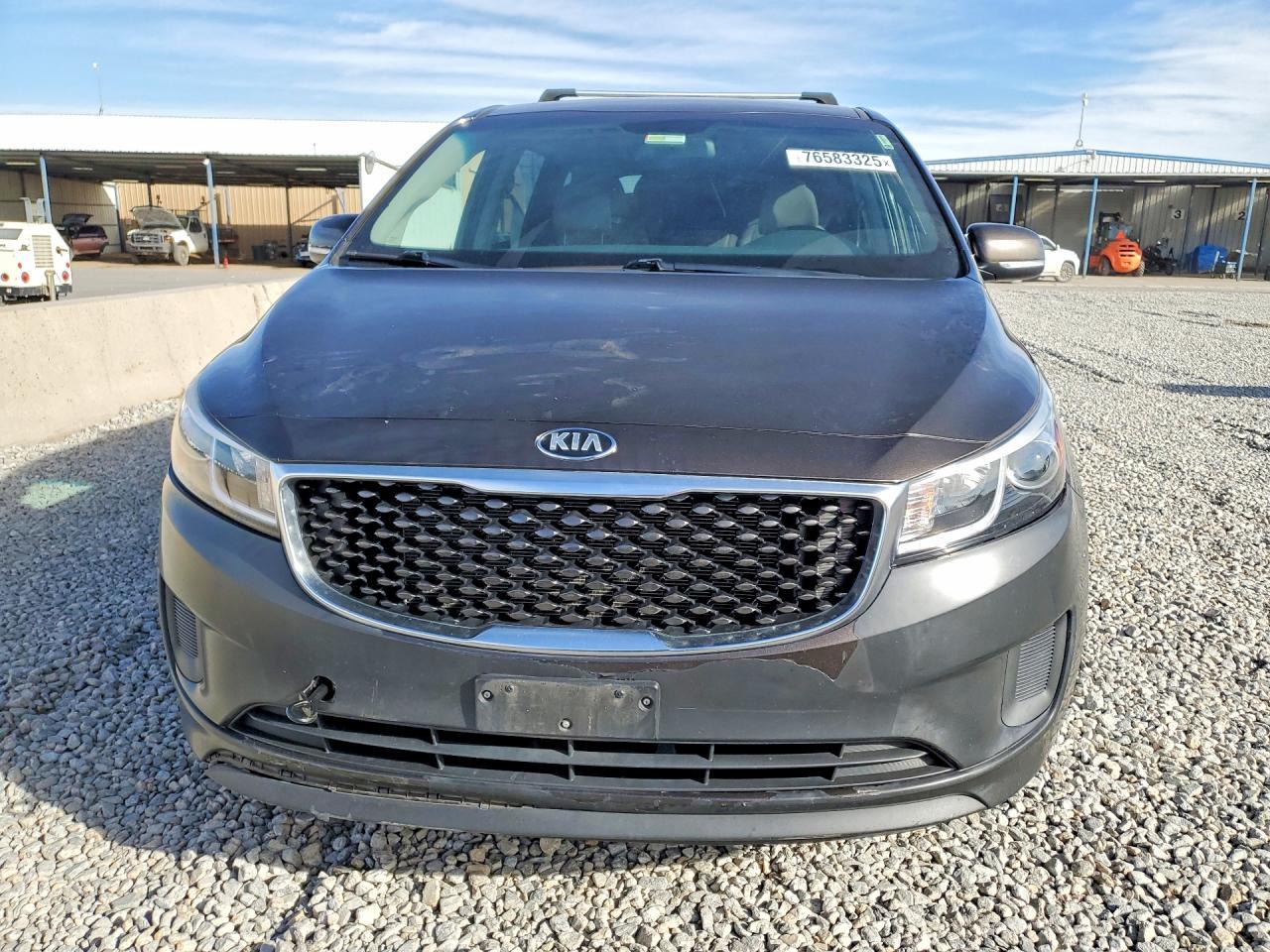 2016 KIA SEDONA