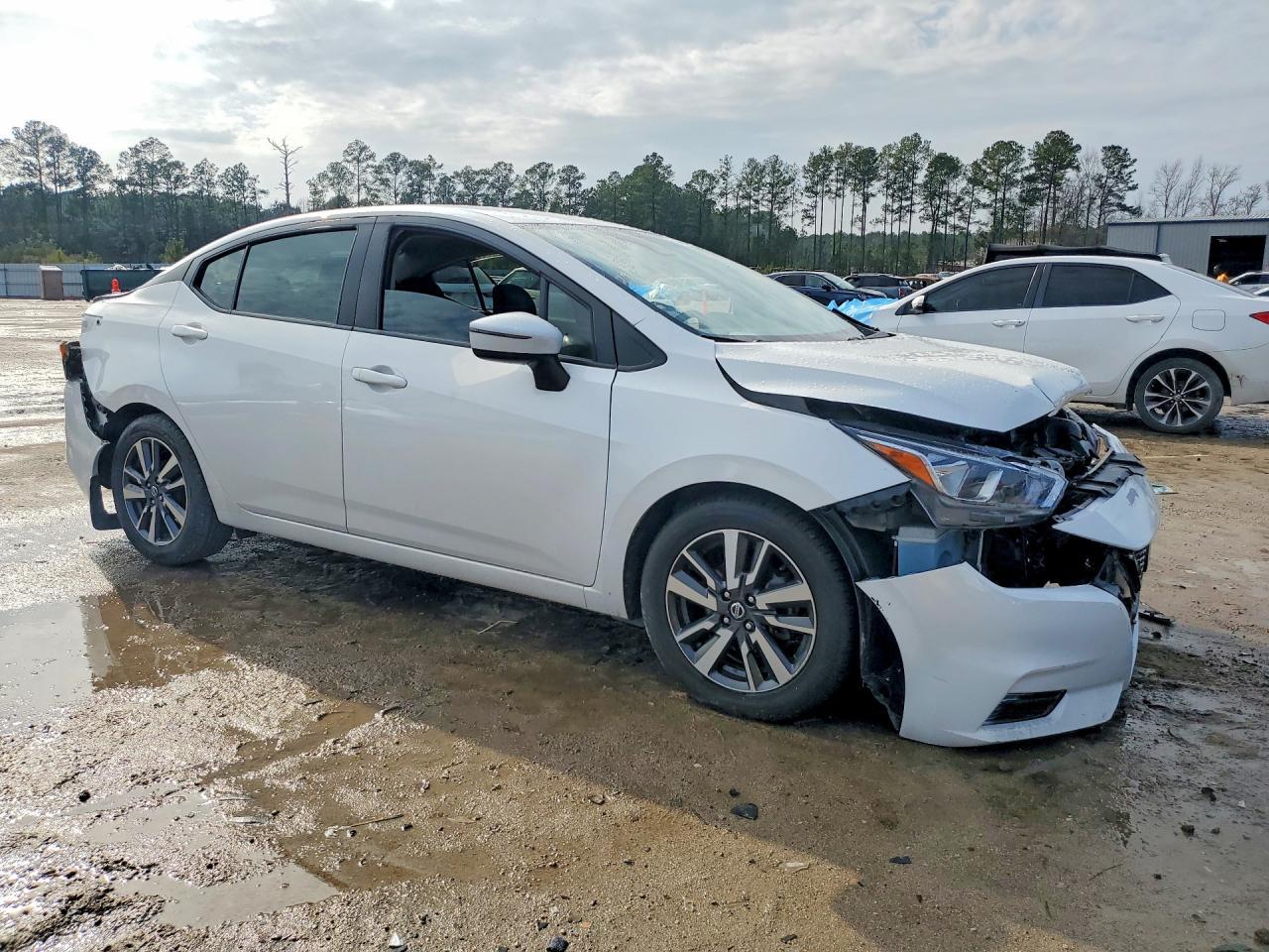 2020 NISSAN VERSA
