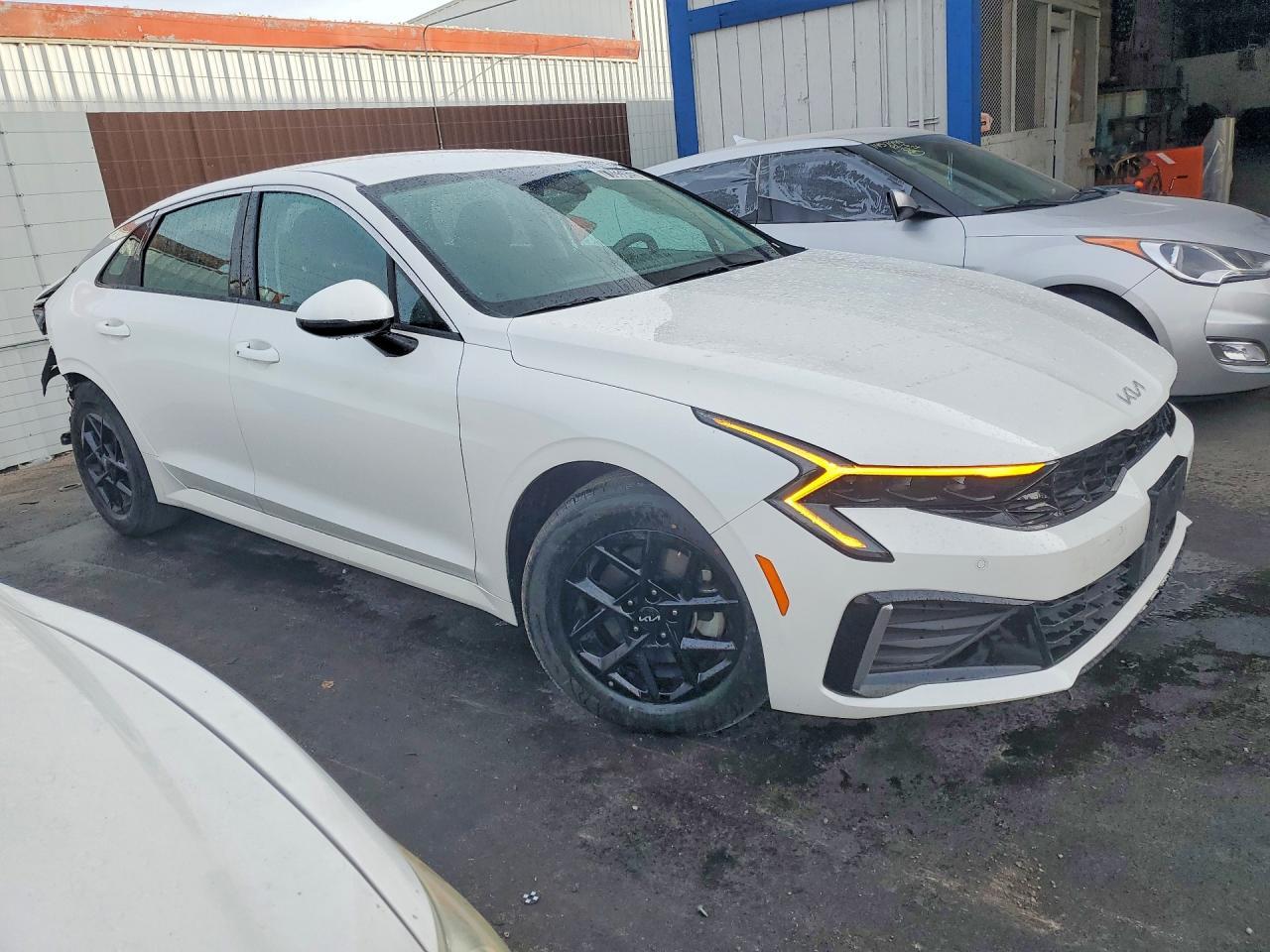 2025 KIA K5