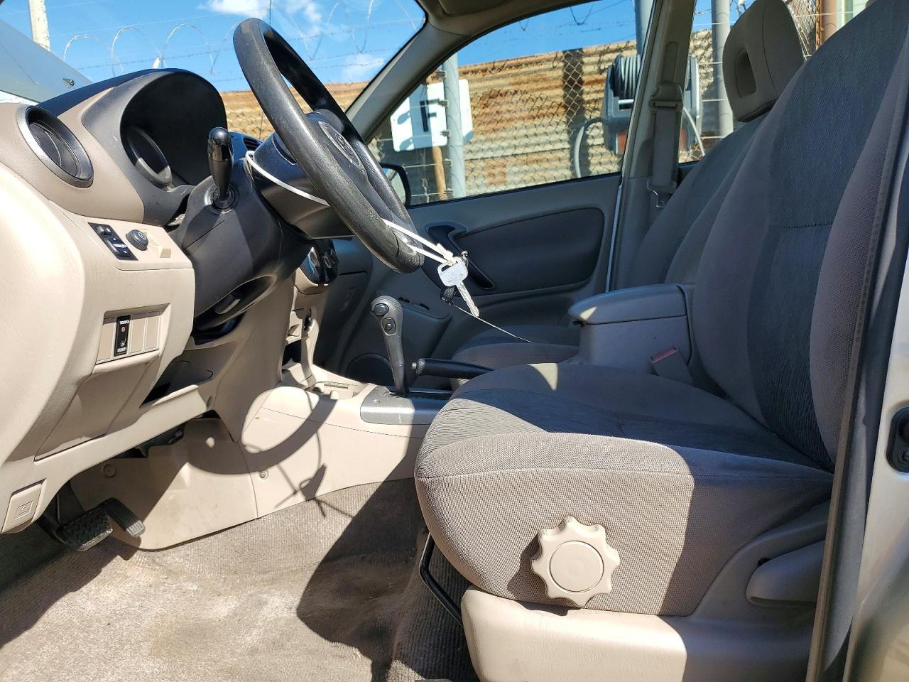 2003 TOYOTA RAV4