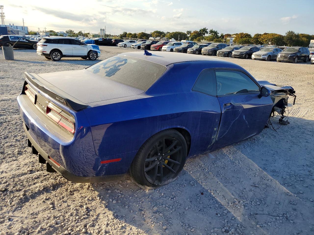 2021 DODGE Challenger
