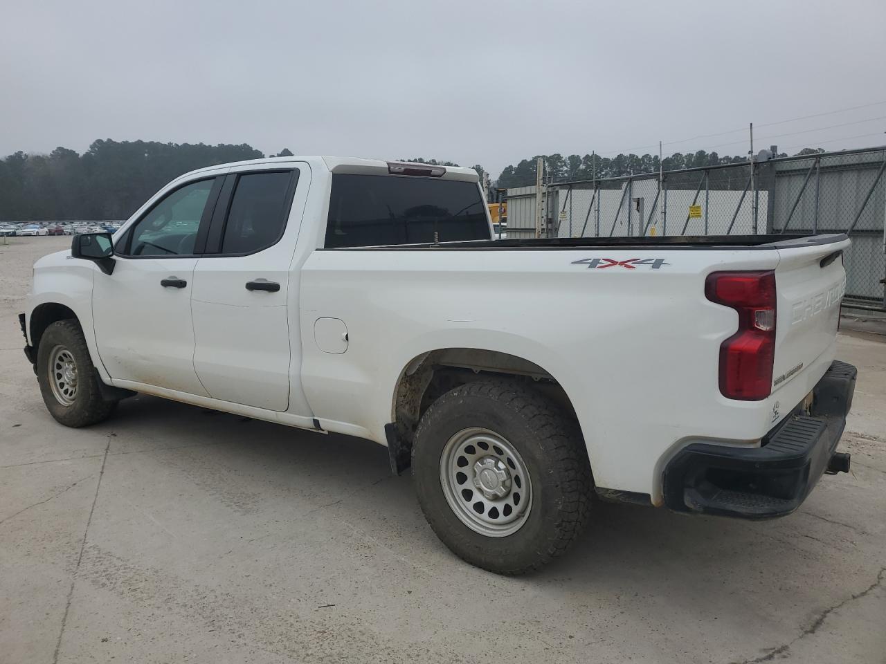 2021 CHEVROLET Silverado